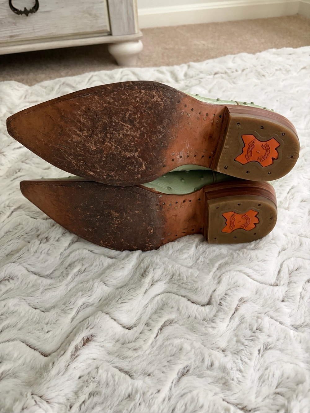 Armenta Pistachio Green Embossed Ostrich-Texture Western Boots - Picture 5 of 8